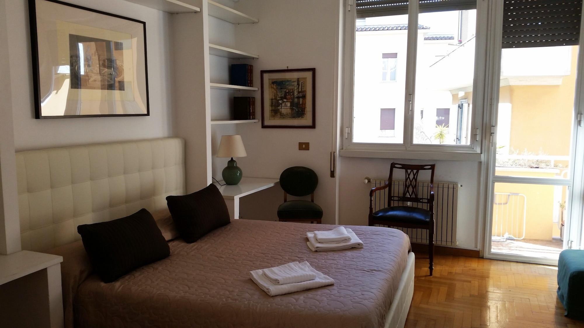 Vatican Suites Happy Holidays Рим Екстериор снимка
